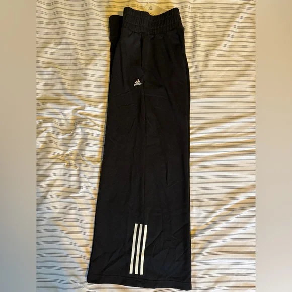 NWT Adidas Hyperglam Wide-Leg Sweatpants - Picture 5 of 5